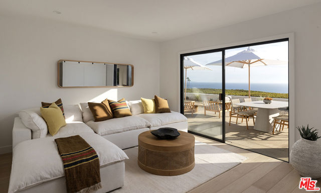 20374 Seaboard Road, Malibu CA: https://media.crmls.org/mediaz/28f7c163-716d-4491-a03b-02c19ba5700b.jpg