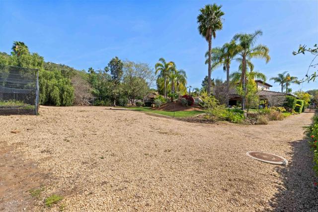 Image 54 of 67 For 2428 Catalina Avenue