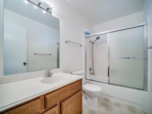 3460 Wine Cask Way, San Jose CA: https://media.crmls.org/mediaz/28f8b5bd-6955-4a6a-99bb-84aa05ef6107.jpg