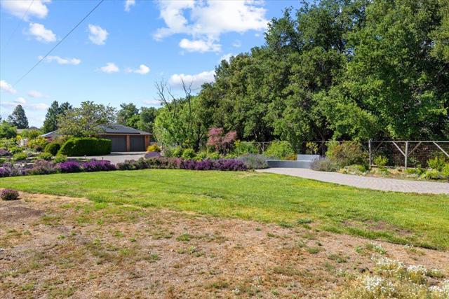 20811 Norada Court, Saratoga CA: https://media.crmls.org/mediaz/28f9ca75-59e1-4910-9219-d76301c5b74b.jpg