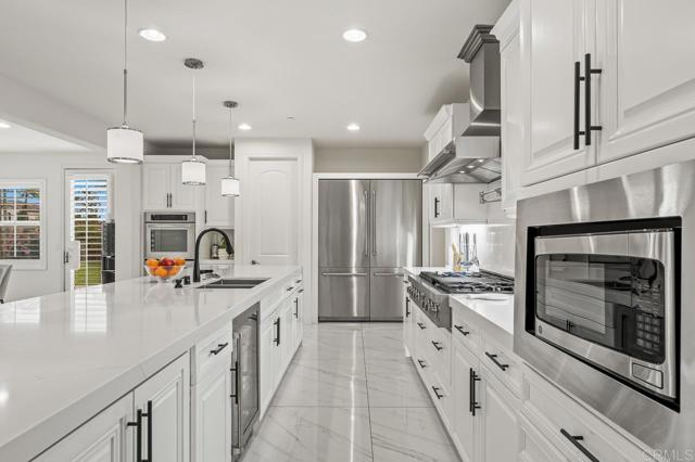 Detail Gallery Image 18 of 68 For 2004 Corte Saltero, Chula Vista,  CA 91914 - 5 Beds | 5/1 Baths