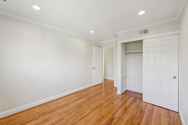 137 Cassandra Pl, San Ramon CA: https://media.crmls.org/mediaz/28fa1a41-5ef5-421a-86bb-af58fd2a603a.jpg