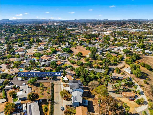 490 Lado De Loma Dr #1-4, Vista CA: https://media.crmls.org/mediaz/28fa56dd-cba3-4730-9ed0-26eb8d7c230b.jpg