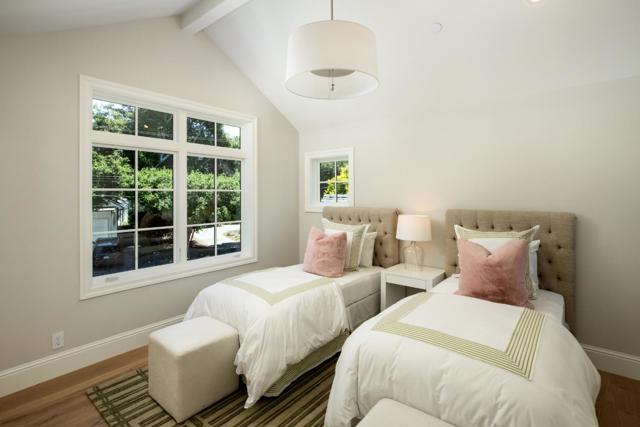 1310 Bay Laurel Drive, Menlo Park CA: https://media.crmls.org/mediaz/28fad36d-ab56-472d-8cb3-533b7f657171.jpg