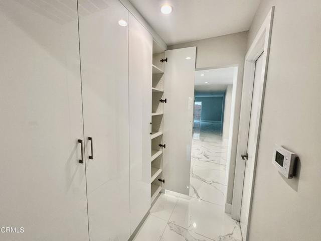 Detail Gallery Image 14 of 30 For 10462 Yarmouth Ave, Granada Hills,  CA 91344 - 4 Beds | 2 Baths