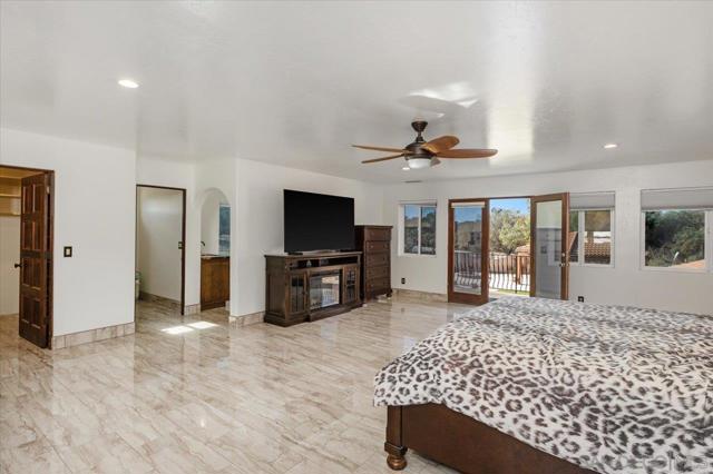 Image 10 of 25 For 18915 Littlefield Ln