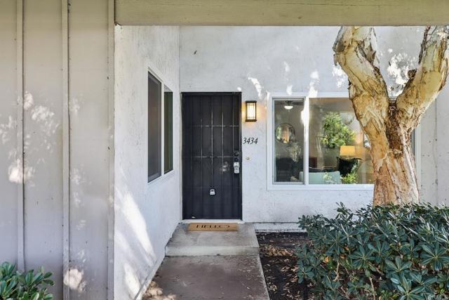 Detail Gallery Image 2 of 28 For 3434 Seabreeze Walk, Oceanside,  CA 92056 - 2 Beds | 1 Baths