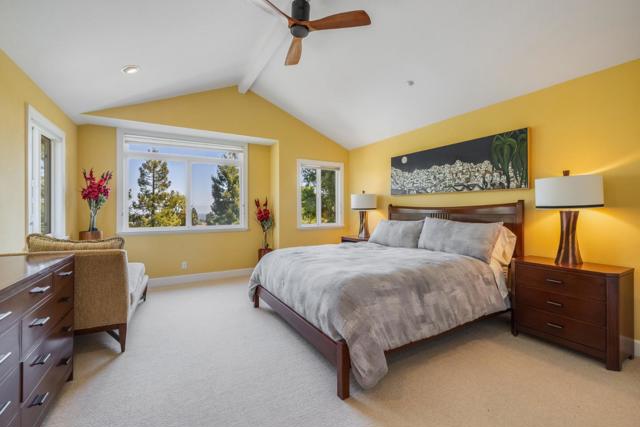 992 Lakeview Way, Redwood City CA: https://media.crmls.org/mediaz/28fbdd82-6089-4579-a606-6531ec01c3fd.jpg
