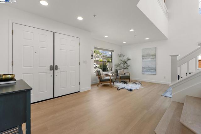 1387 Meadow Ct, Livermore CA: https://media.crmls.org/mediaz/28fbde49-205b-4b8e-8075-e32c3053237a.jpg