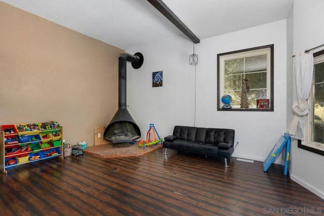 8141 Pine Blvd, Pine Valley CA: https://media.crmls.org/mediaz/28fd68d5-91ee-448f-a1e1-8c707a28b92b.jpg