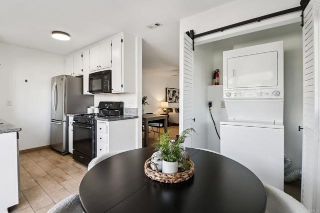 Detail Gallery Image 16 of 28 For 3434 Seabreeze Walk, Oceanside,  CA 92056 - 2 Beds | 1 Baths