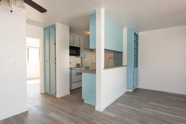 3819 47th Street, San Diego CA: https://media.crmls.org/mediaz/28fe6708-88b0-49fb-8e7c-8a968dc6c570.jpg