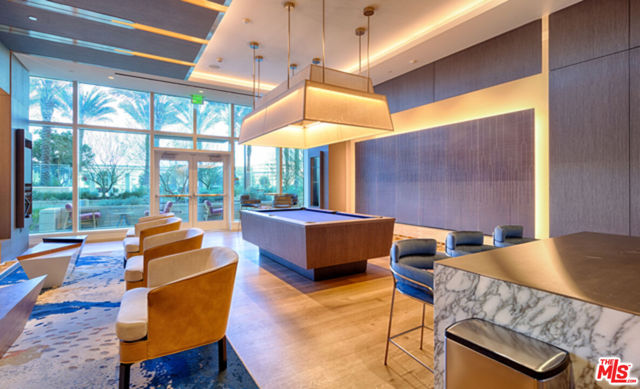 877 Francisco Street, Los Angeles CA: https://media.crmls.org/mediaz/29006fcb-2991-44ee-bc11-d4cc187cfa2a.jpg
