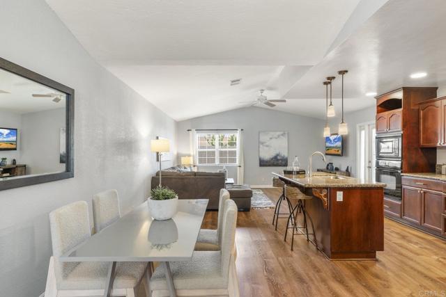 724 Hollowglen Road, Oceanside CA: https://media.crmls.org/mediaz/29007d1c-ce7d-413c-a9f2-8beefee80779.jpg