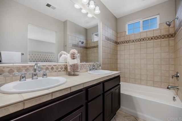 13032 Alora, San Diego CA: https://media.crmls.org/mediaz/290112fb-1f35-4d2e-81f0-199932d9ebf8.jpg