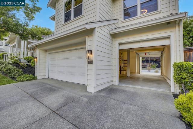115 Shadewell Dr, Danville CA: https://media.crmls.org/mediaz/2901a3e2-7709-4aa2-806a-6b66d2dc16c2.jpg