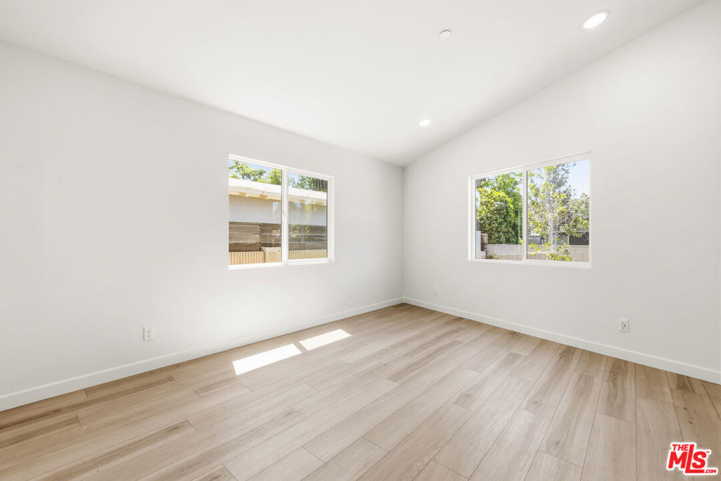 MLS #26850505 image #53