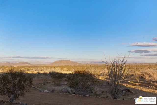 Image 38 of 42 For 1212 Acoma Trail