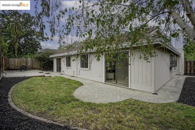 1616 LINDBERGH DRIVE, Concord CA: https://media.crmls.org/mediaz/29075fac-248a-4677-a39d-d156a6344791.jpg