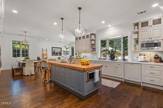 Detail Gallery Image 16 of 52 For 951 Descanso Dr, La Canada Flintridge,  CA 91011 - 5 Beds | 4/1 Baths