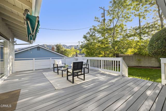 9545 Creemore Place, Tujunga CA: https://media.crmls.org/mediaz/2909bab9-91e2-47f6-abd9-89e97d07dd98.jpg