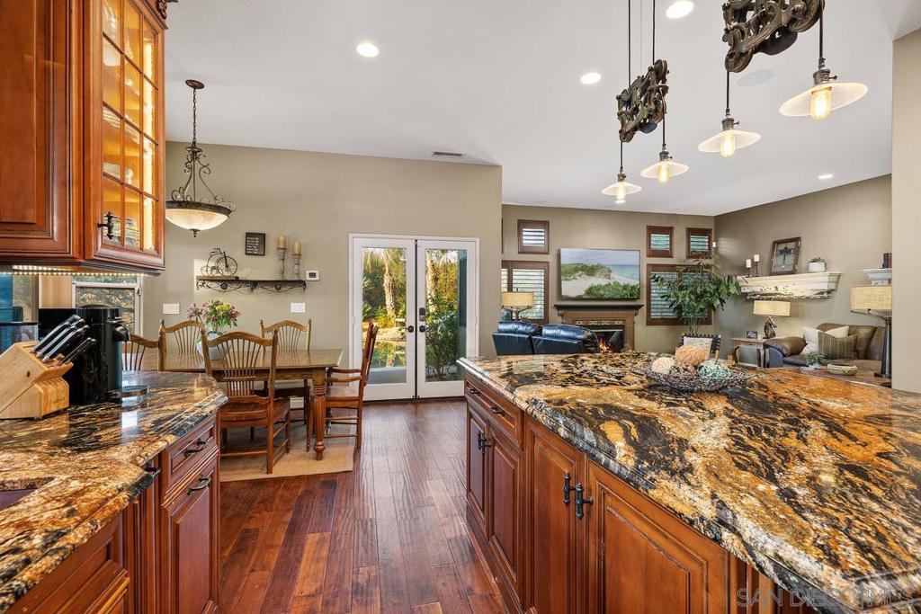 MLS #250034168SD img 17