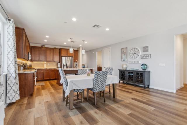 410 Thistle Court, Hollister CA: https://media.crmls.org/mediaz/290b2eea-8cad-4ce6-92e2-1d137dc38a1b.jpg