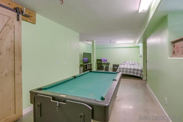 210 Frances Dr, El Cajon CA: https://media.crmls.org/mediaz/290b6c00-a6da-4300-8160-6942d47b1cbd.jpg