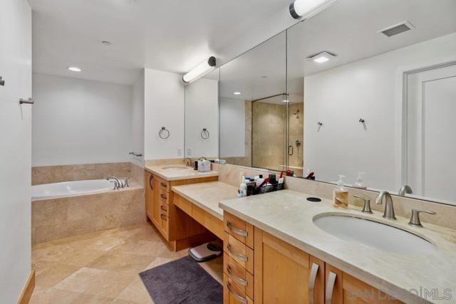 5420 La jolla Blvd., La Jolla CA: https://media.crmls.org/mediaz/290bd973-3cbe-4685-9eab-53b21092027d.jpg