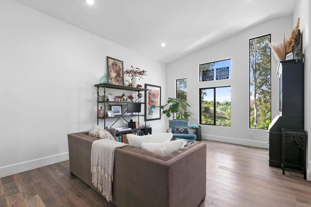 19950 Elfin Forest Ln, Escondido CA: https://media.crmls.org/mediaz/290c34ba-c022-4d07-9df0-758721b5fecb.jpg