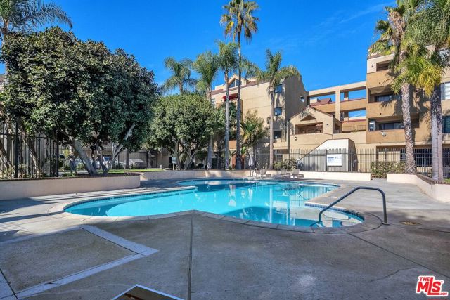 941 W Carson Street, Torrance CA: https://media.crmls.org/mediaz/290cec0c-55b5-4a5e-af1b-e0a23768663a.jpg