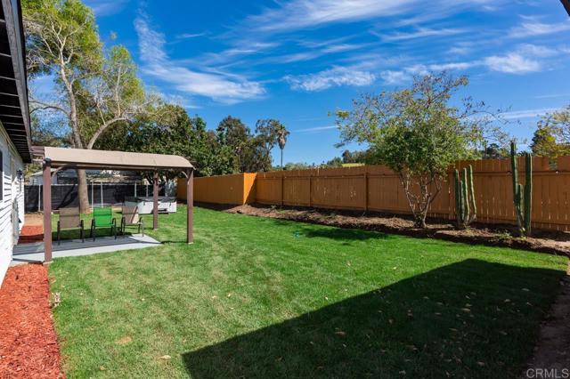 Detail Gallery Image 27 of 36 For 1833 Calle Tijera, Vista,  CA 92084 - 5 Beds | 2 Baths