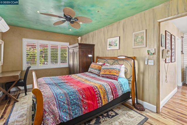 17190 Cedar Ave, Sonoma CA: https://media.crmls.org/mediaz/290ddeb4-8d33-4678-9248-d212c9be9520.jpg