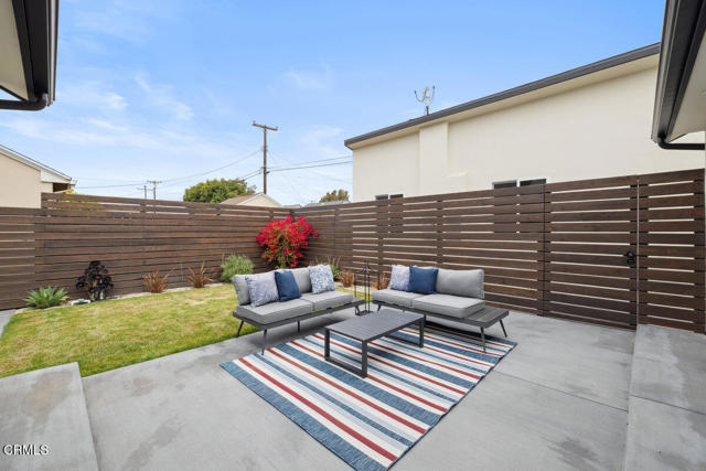2711 2715 Dawson Avenue, Ventura CA: https://media.crmls.org/mediaz/290dffa2-f2eb-451e-a727-487d793f25aa.jpg