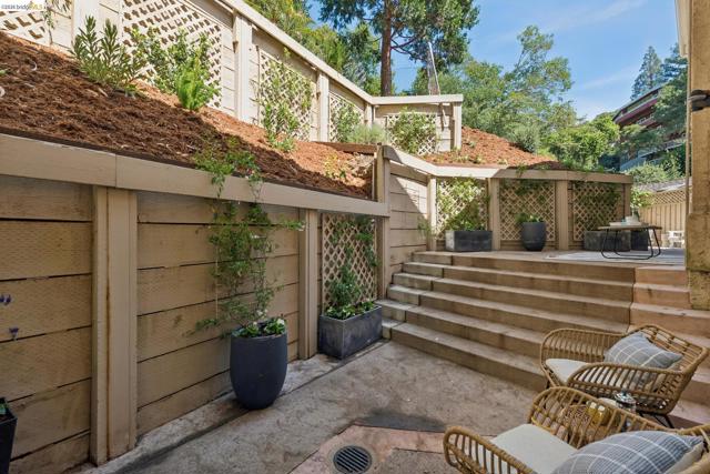 Image 49 of 57 For 23 Valant Place