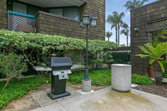 Detail Gallery Image 33 of 51 For 4353 Nobel Dr #65,  San Diego,  CA 92122 - 2 Beds | 2/1 Baths