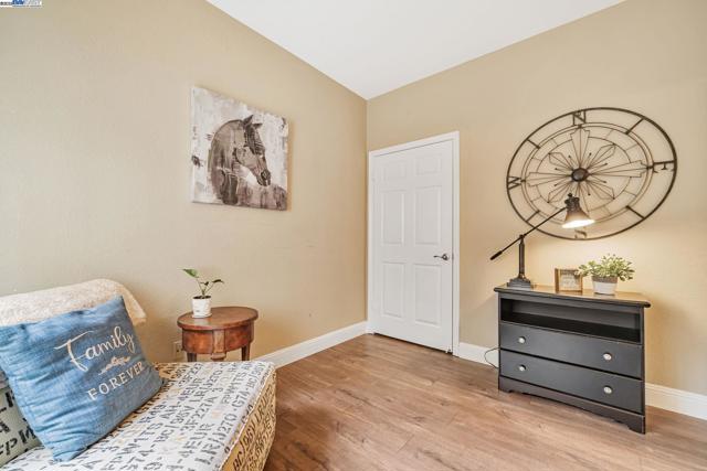 47 Summer Hill Court, Danville CA: https://media.crmls.org/mediaz/290f13f3-9ba9-4a6a-878c-62b8bc287b11.jpg