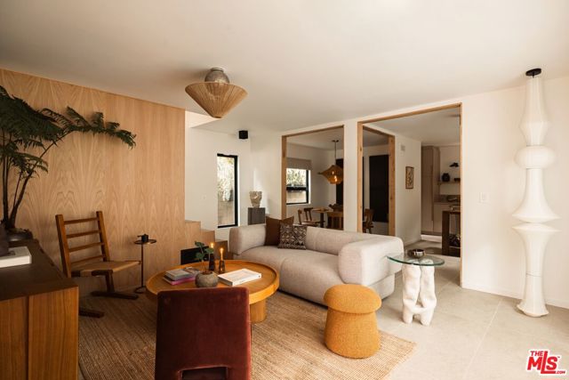 710 Amador Street, Los Angeles CA: https://media.crmls.org/mediaz/290f1f04-112f-4cd7-876a-ce2da1d9861e.jpg