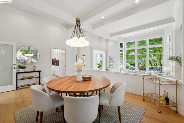 Image 14 of 57 For 23 Valant Place