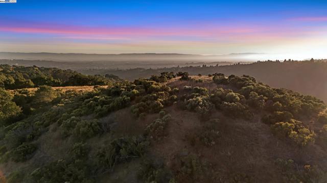 0 Crow Canyon Road, Castro Valley CA: https://media.crmls.org/mediaz/2910a7c7-c52b-489a-94f2-ee142923f89a.jpg