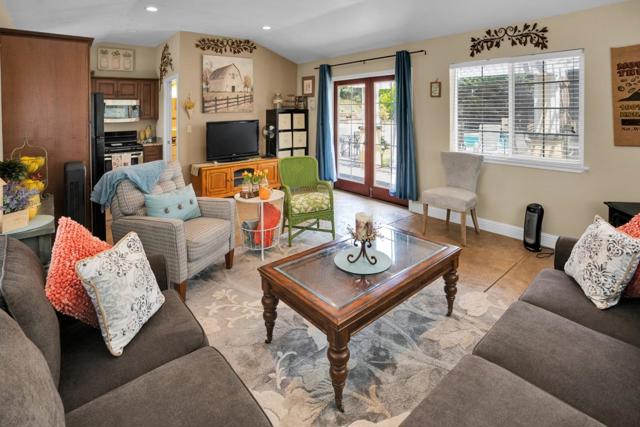 3225 Hillman Lane, Royal Oaks CA: https://media.crmls.org/mediaz/2911fb2a-0306-42fd-97db-14fb812ef7b2.jpg