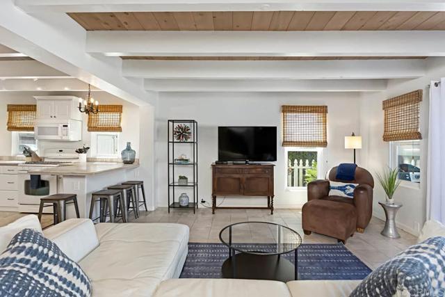 1817 19 Coast Boulevard, Del Mar CA: https://media.crmls.org/mediaz/2912c933-59d7-42a1-bd51-265f8486c41f.jpg