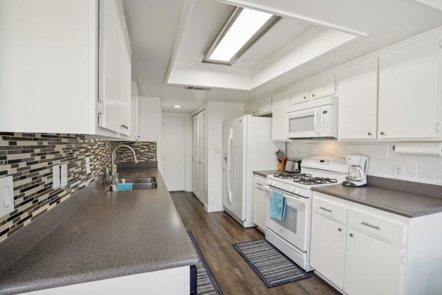 68559 Paseo Real, Cathedral City CA: https://media.crmls.org/mediaz/291389cd-3e8d-4e82-8d36-5eac7fd12617.jpg