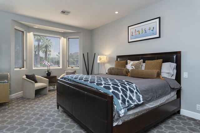 1311 Fuego Circle, Palm Springs CA: https://media.crmls.org/mediaz/2913af25-3322-4406-bd76-fdbf0e013131.jpg