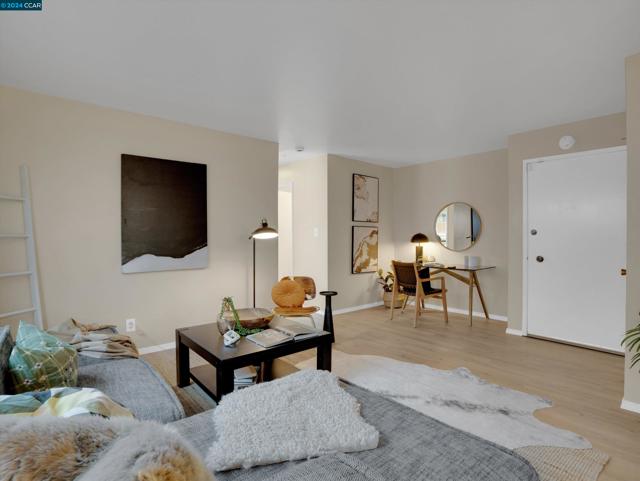 Image 2 of 31 For 1643 San Benito St