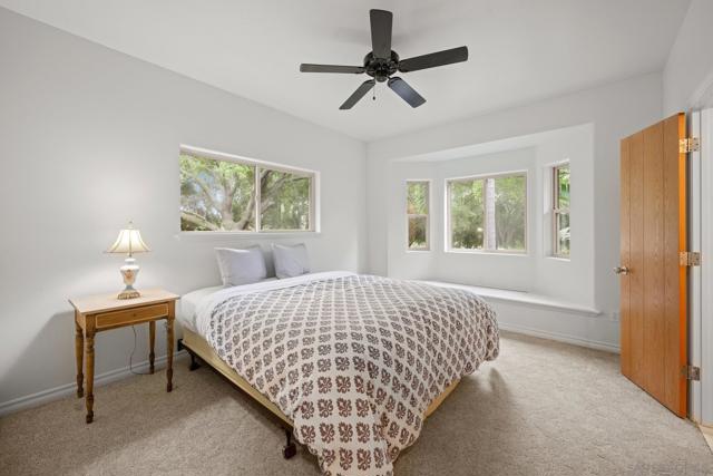 15847 Mac Tan Ln, Valley Center CA: https://media.crmls.org/mediaz/2913e432-f85d-440e-bc3b-af307c5b1c4d.jpg