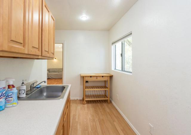 14440 Ridgecrest Road, Royal Oaks CA: https://media.crmls.org/mediaz/2914d40c-7d59-4477-a645-9b561fdd26d4.jpg