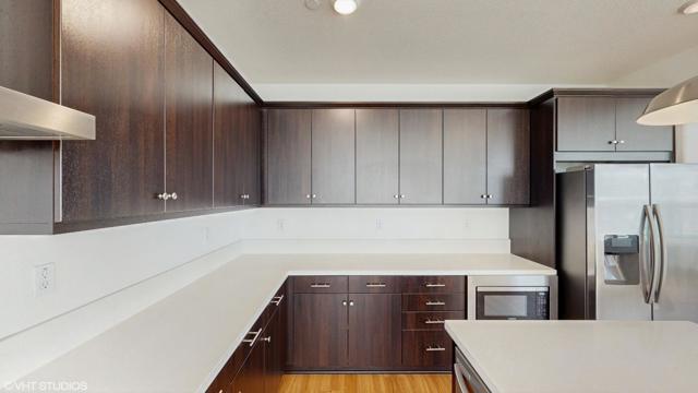 Image 10 of 25 For 34 Seasmoke Place
