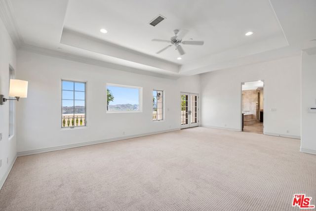 16718 Via Pacifica, Pacific Palisades CA: https://media.crmls.org/mediaz/2915bdfa-13f2-4ede-9b34-d11ff7adb1ac.jpg