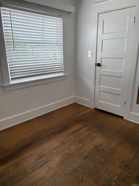 Detail Gallery Image 3 of 5 For 475 E St #1/2,  Chula Vista,  CA 91910 - 1 Beds | 1 Baths